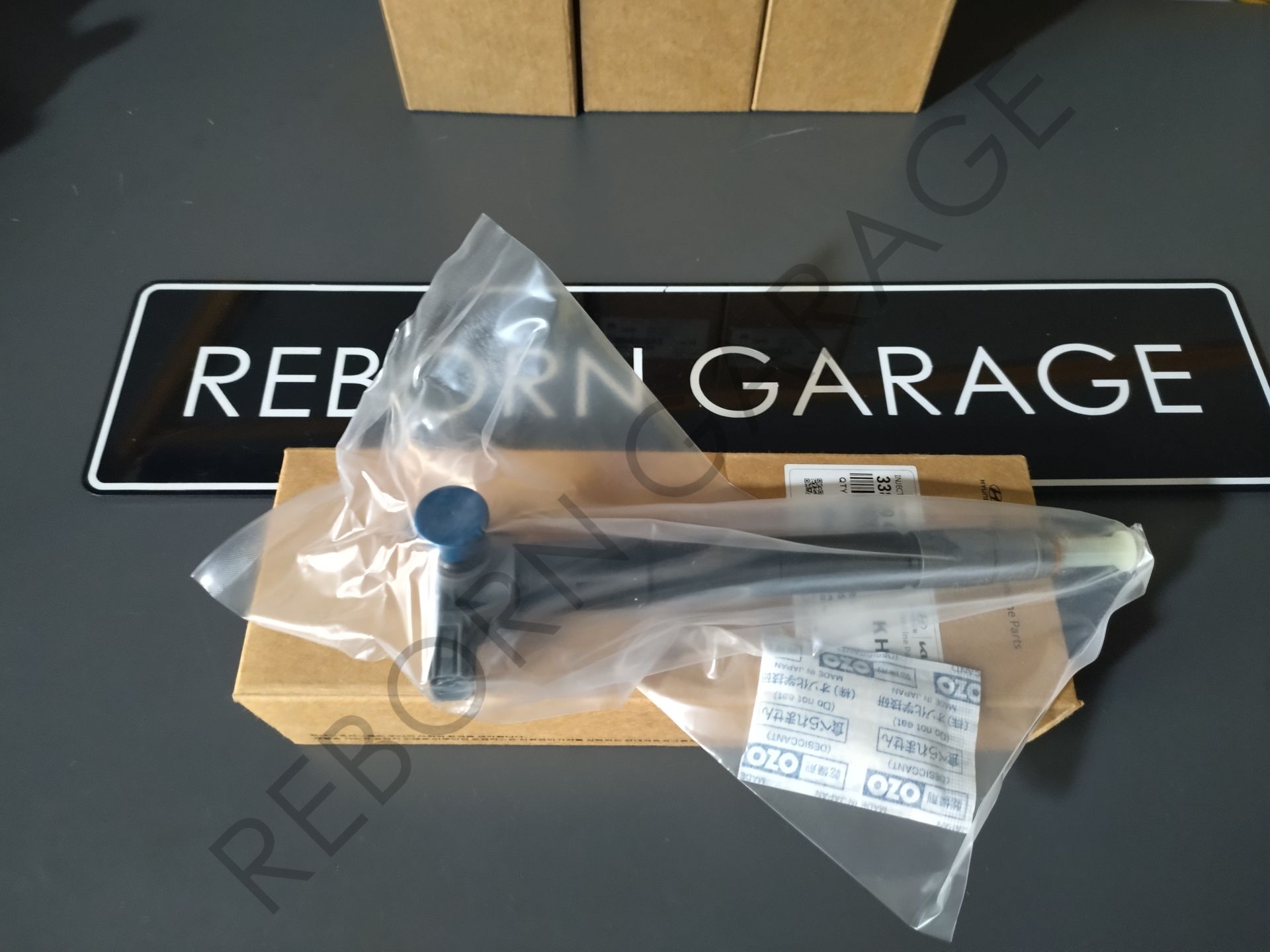 338004A950 Hyundai H100 2.5 CRDI Euro 6 Enjektör Orijinal Denso