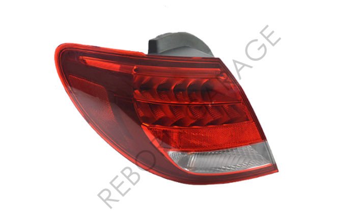Mercedes-Benz B Serisi W246 Stop Lambası Sol Dış Led Oem A2469068100