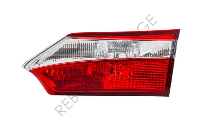 Toyota Corolla Stop Lambası Sağ İç Oem 8158102530