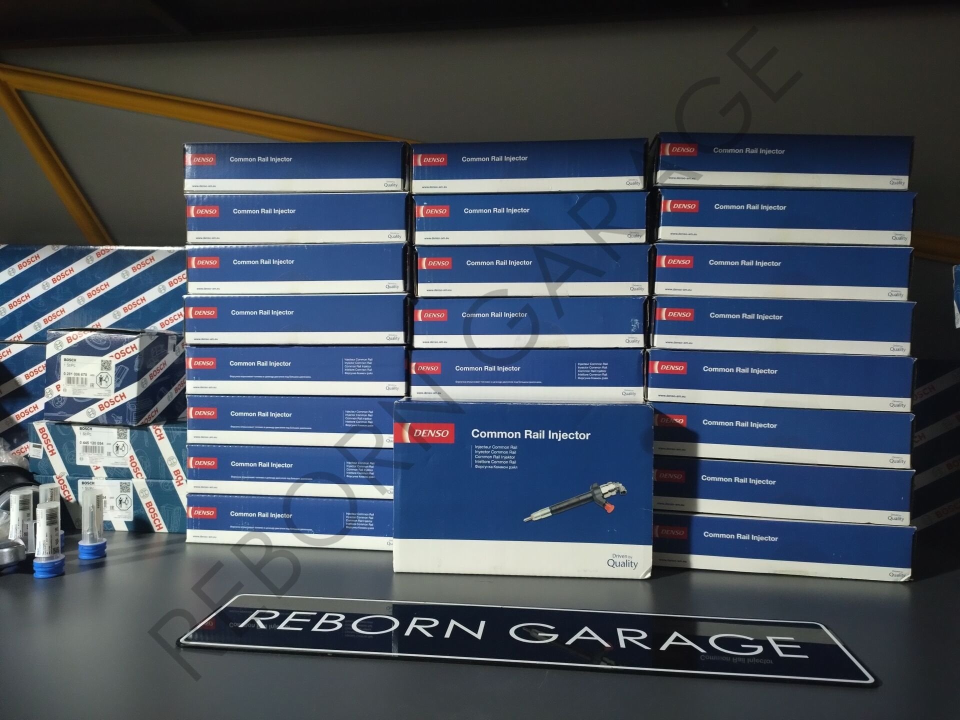 2367026011 2367000R040 236700R041 Enjektör Toyota 2.2 Dizel