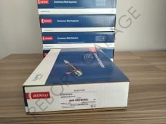 236700R100 236700R101 2367029115 2367029116 Toyota Avensis 2.0 D Enjektör Denso