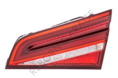 Audi A3 Sağ İç Led Stop Kayar Sinyal - 8V4945094C - Sıfır Orijinal