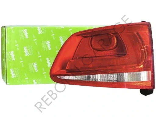Volkswagen Touareg Stop Lambası Sağ İç Oem 7P6945094