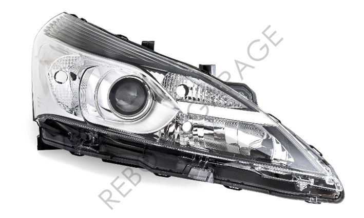 Toyota Verso Far Sol Xenon Oem 811700F16