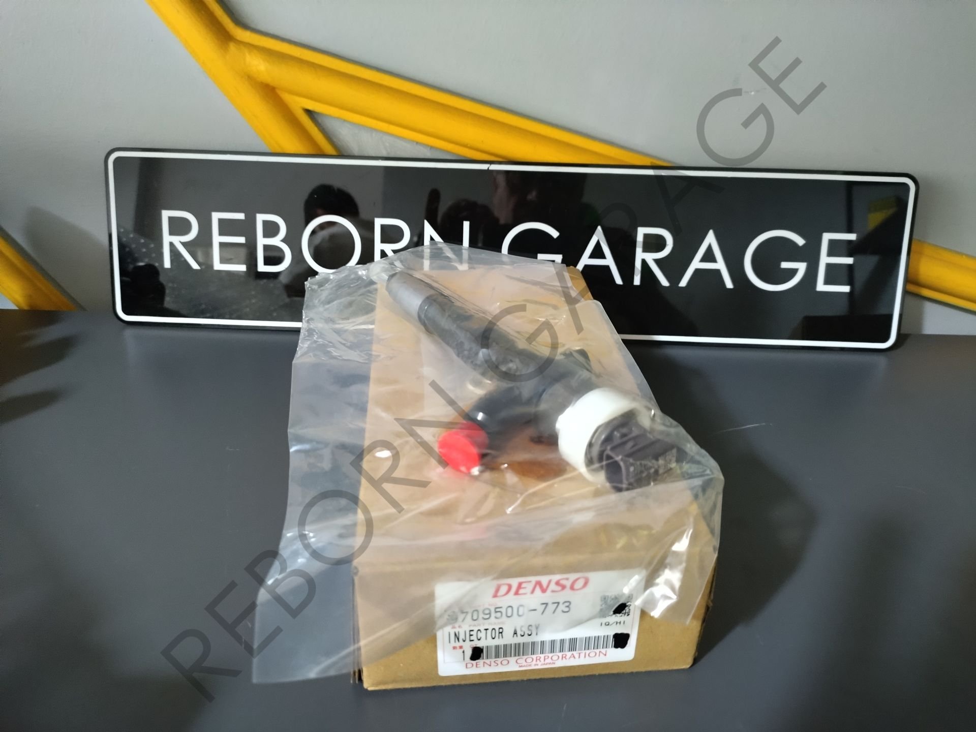 2367039136 2367039156 2367030080 Land Cruiser Prado 3.0 D-4D Enjektör Denso