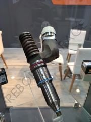 Volvo FM440 Dizel Enjektör BEBE4D24003 2131674 21340613 85003265 Delphi
